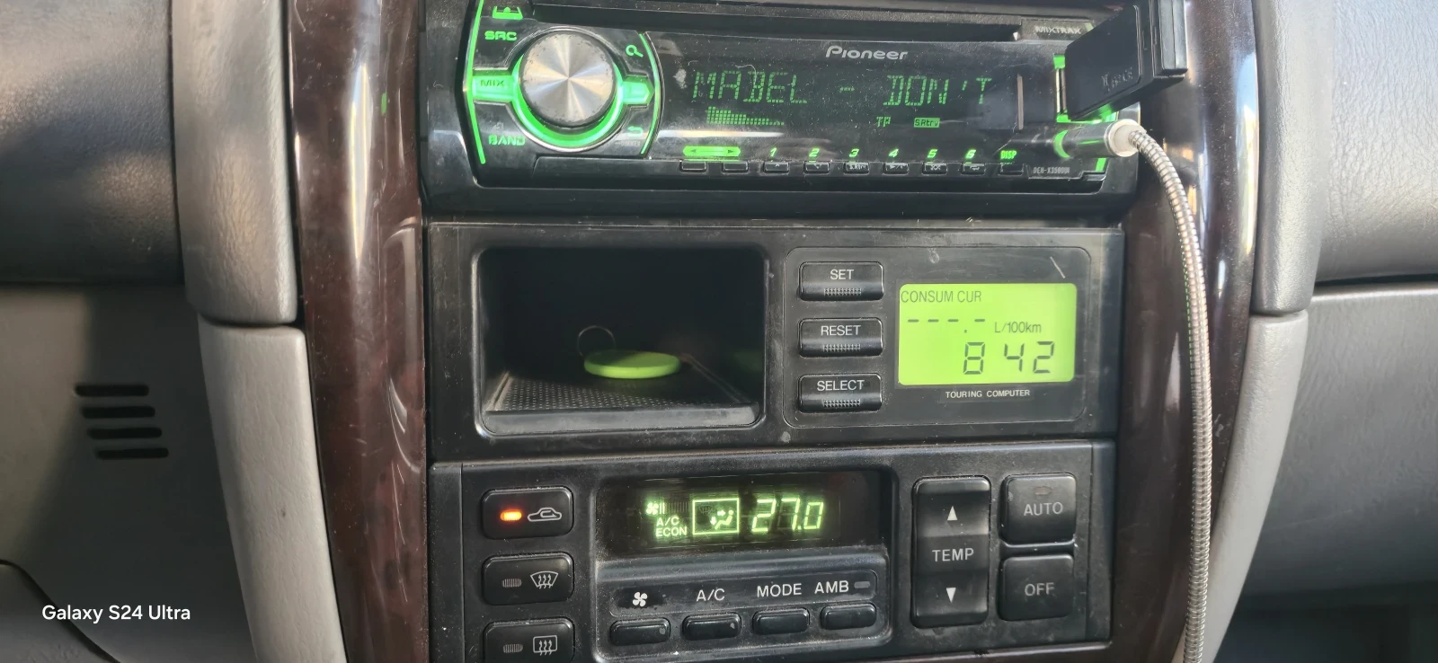 Mazda 626 2.0 - изображение 4