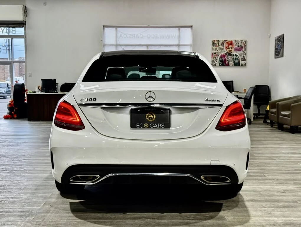 Mercedes-Benz C 300 * 4Matic * AвтоКредит* (ЦЕНА ДО БГ) - изображение 6