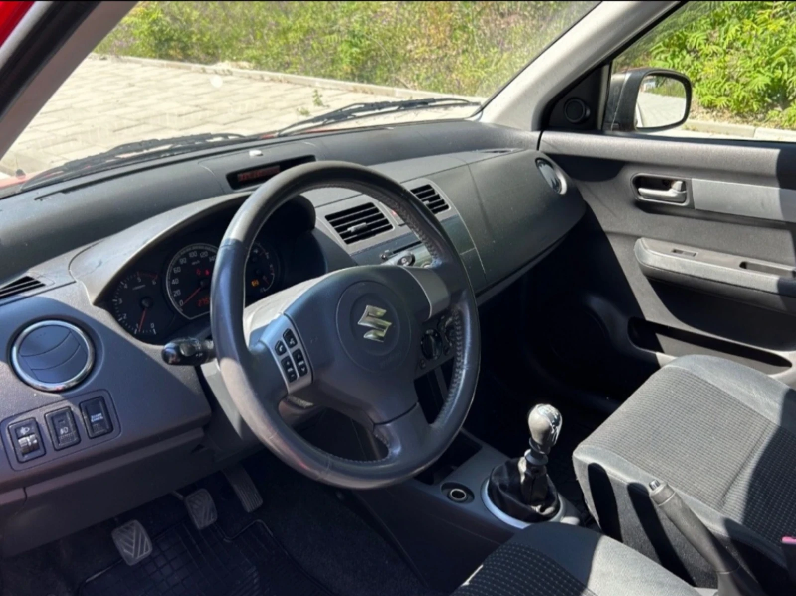 Suzuki Swift 1.3 DDIS - изображение 8