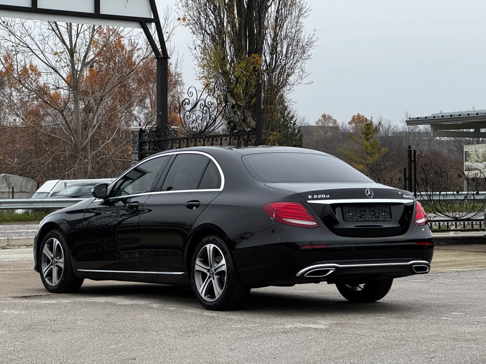 Mercedes-Benz E 220 4Matic ИТАЛИЯ - изображение 3