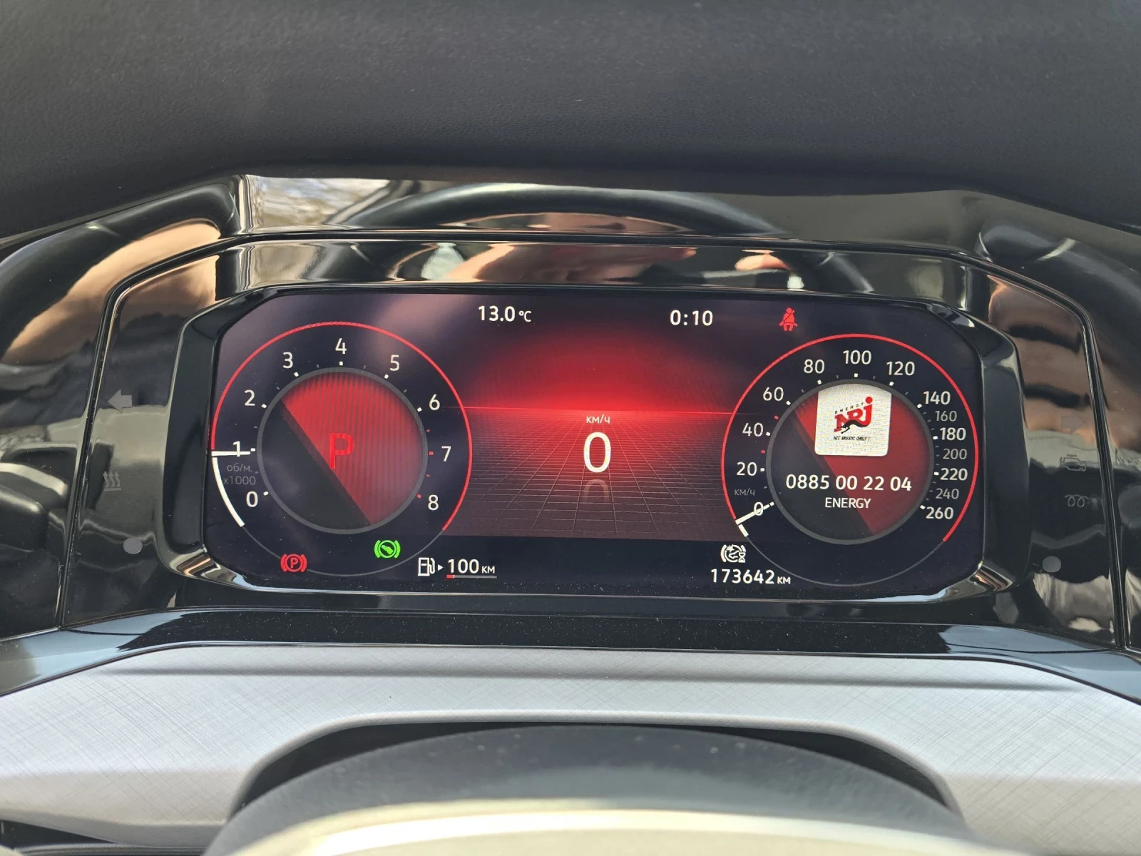 VW Golf 1.5 eTSI - 131к.с. - Топ състояние, снимка 17 - Автомобили и джипове - 52664059