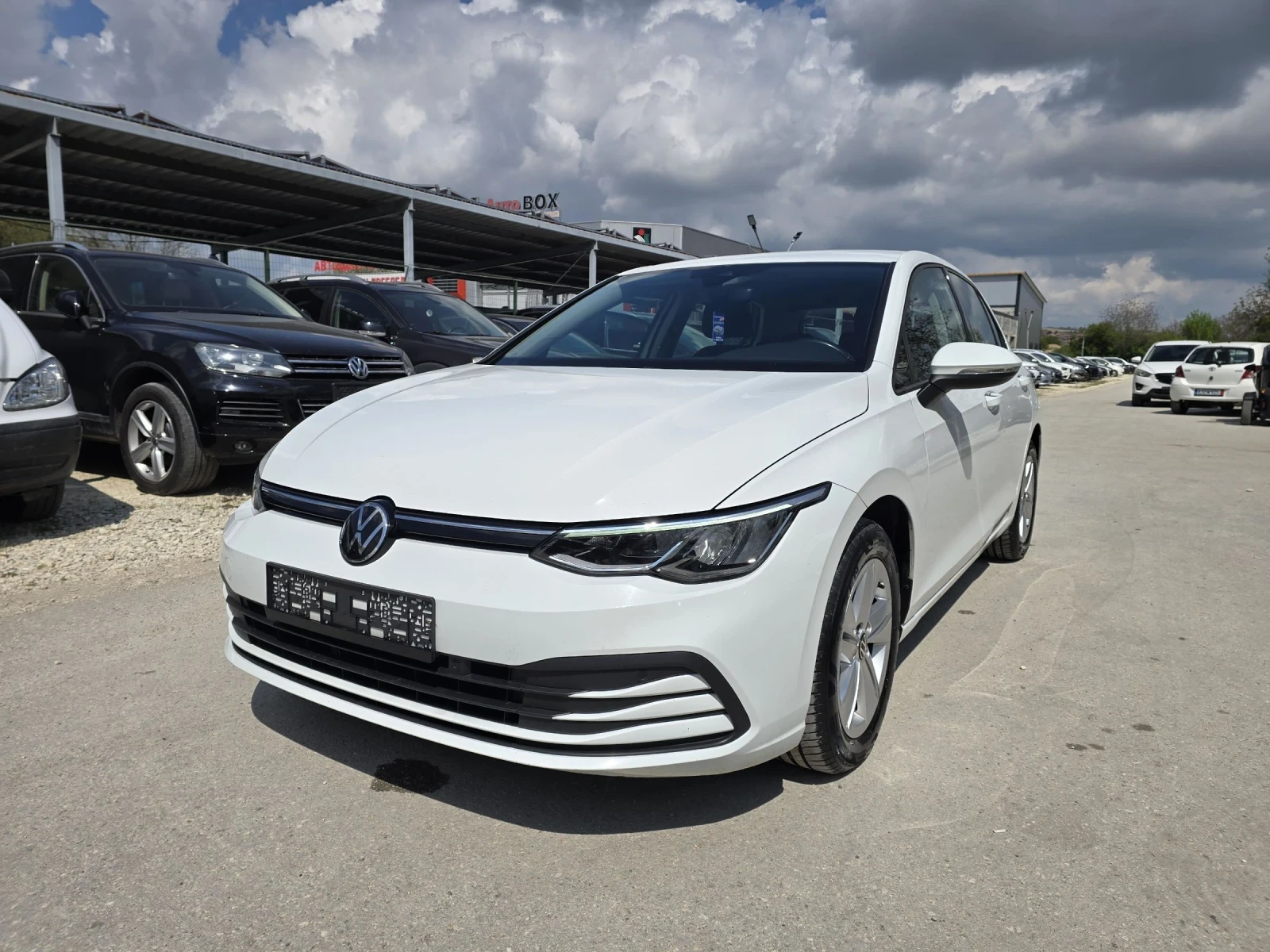 VW Golf 1.5 eTSI - 131к.с. - Топ състояние