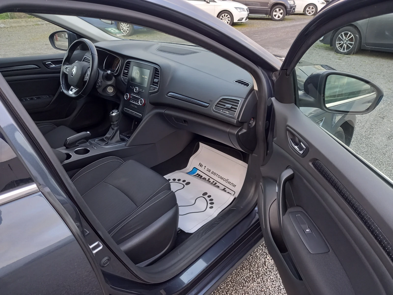 Renault Megane  - изображение 9