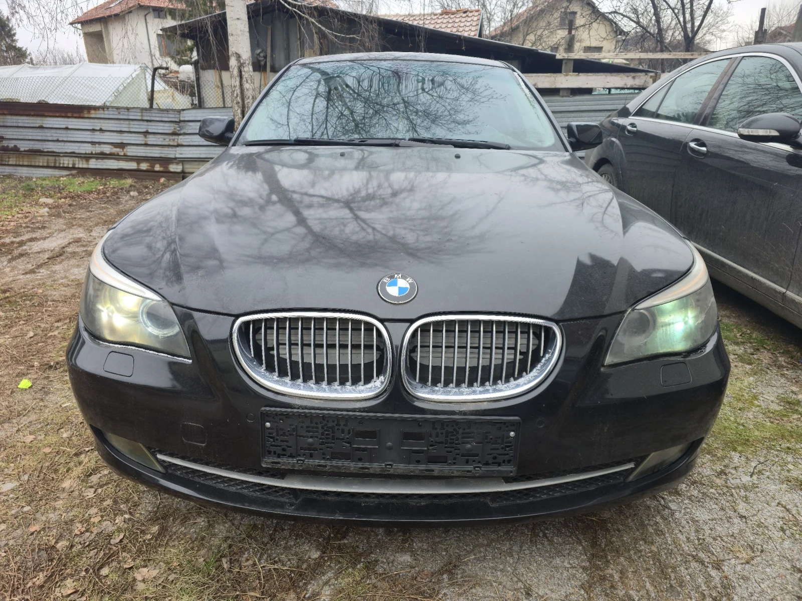 BMW 520 520д автомат, кожа, панорама - изображение 2