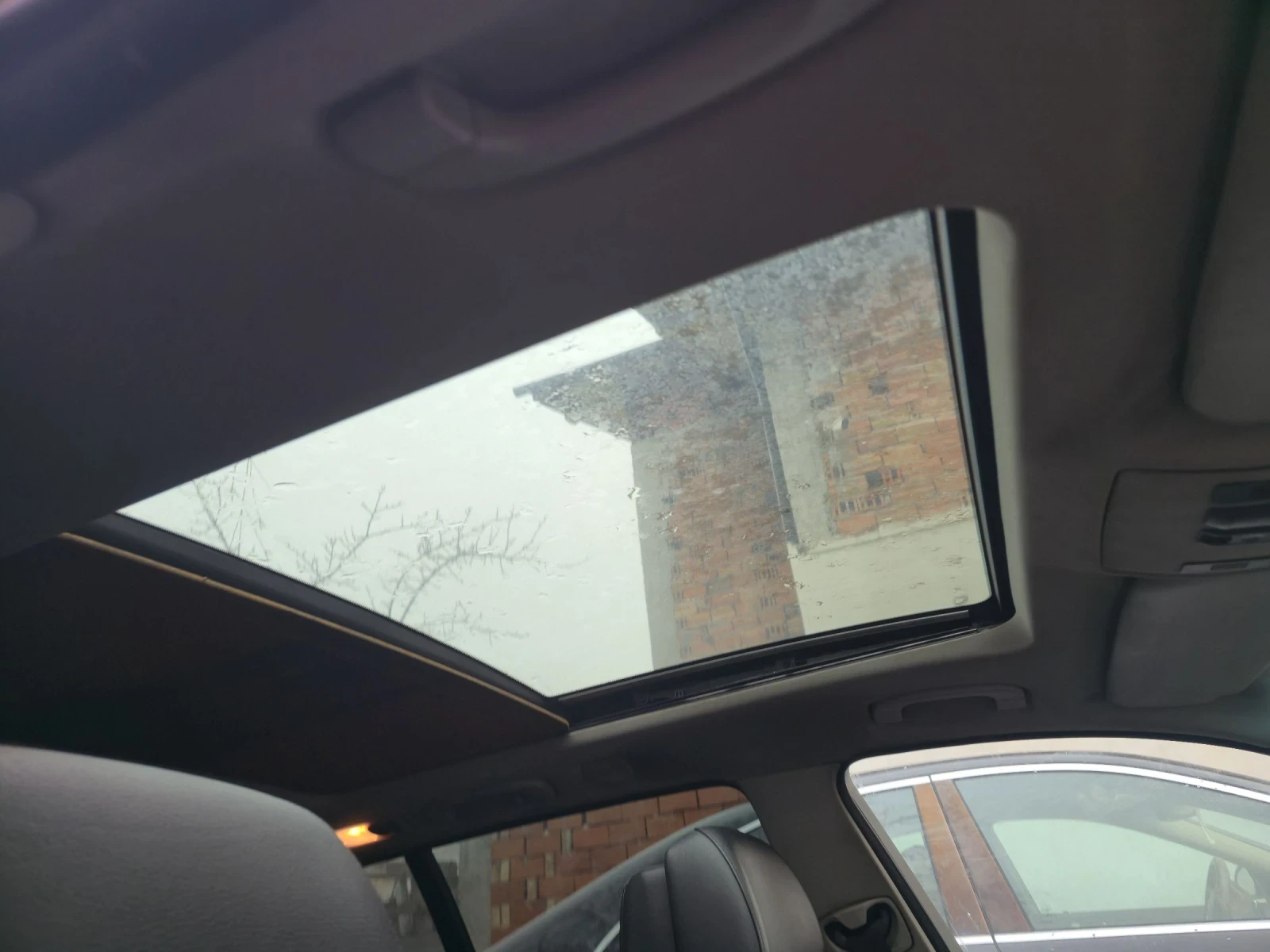 BMW 520 520д автомат, кожа, панорама - изображение 6