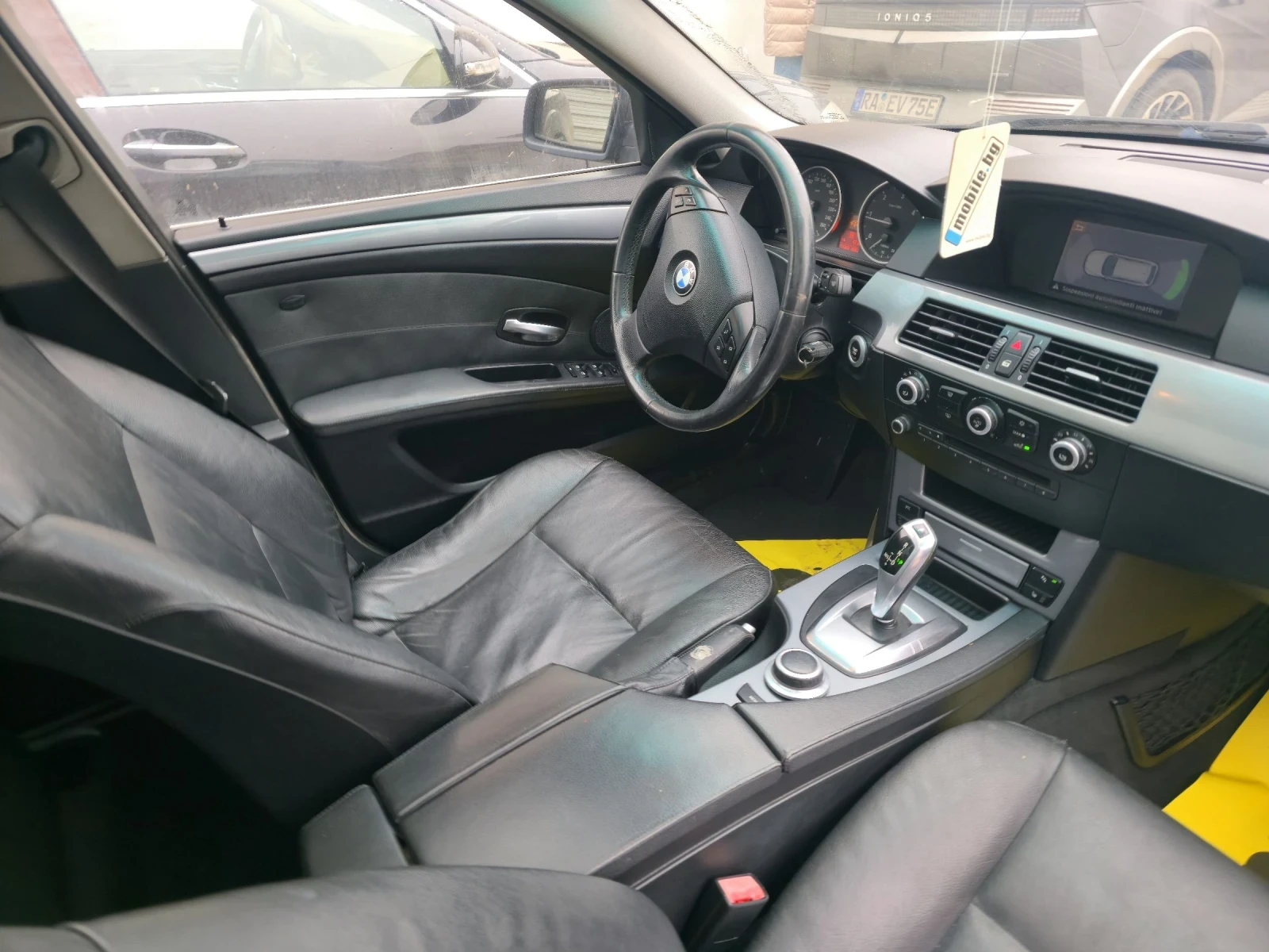 BMW 520 520д автомат, кожа, панорама - изображение 8