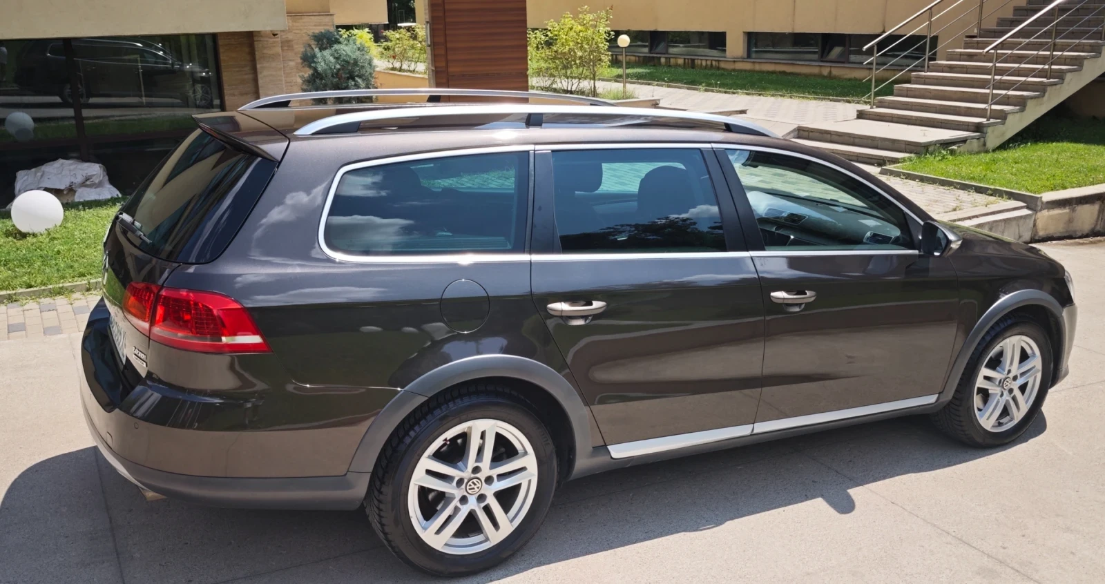 VW Alltrack B7 Alltrack, 2.0 TDI, 177hp, 4x4, адаптивни окачва, снимка 10 - Автомобили и джипове - 55543060