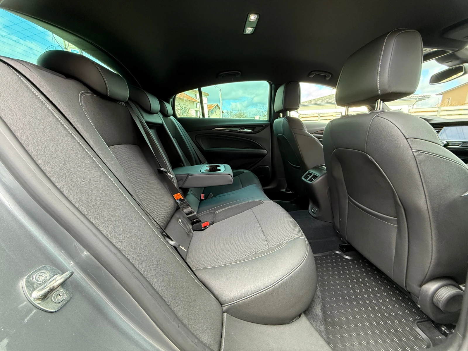 Opel Insignia EXCLUSIVE-1.6T-AVTOMAT-���������-TOP- | Mobile.bg � ����������� 16