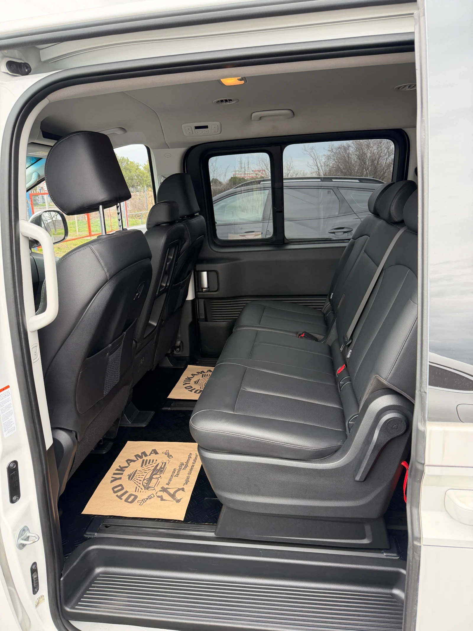 Hyundai Staria 3.5 LPG* НАЛИЧЕН - изображение 10