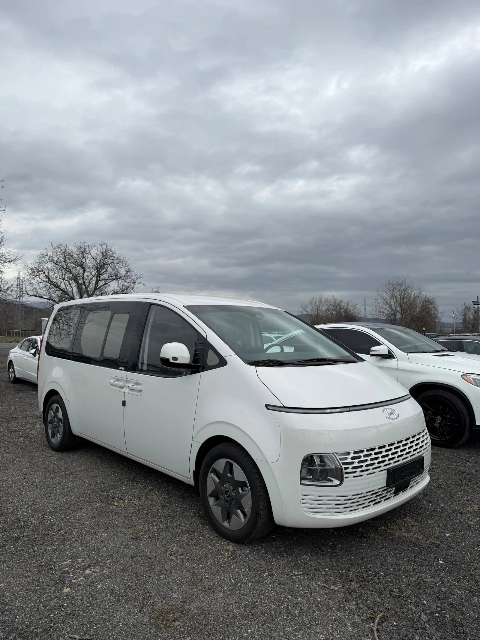 Hyundai Staria 3.5 LPG* НАЛИЧЕН - изображение 2