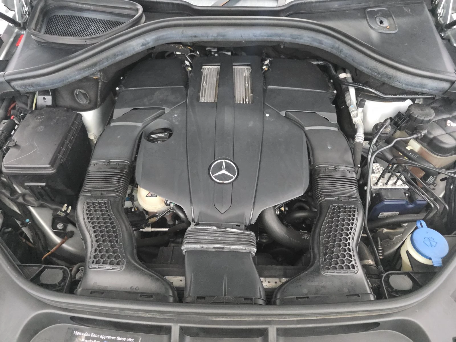 Mercedes-Benz GLS 450 4MATIC, снимка 16 - Автомобили и джипове - 53774650