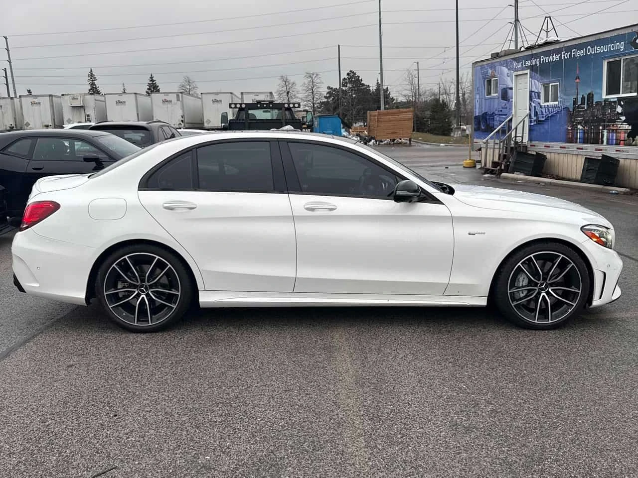 Mercedes-Benz C 43 AMG * ПАНОРАМА* ПОДГРЕВ* BURMASTER* , снимка 3 - Автомобили и джипове - 54144002