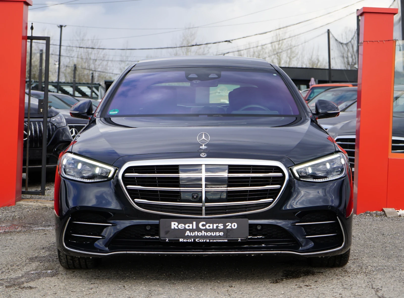 Mercedes-Benz S 500 4M* LONG* AMG* PANO* BURMESTER* HEAD UP* MANUFAKTU, снимка 2 - Автомобили и джипове - 54149727