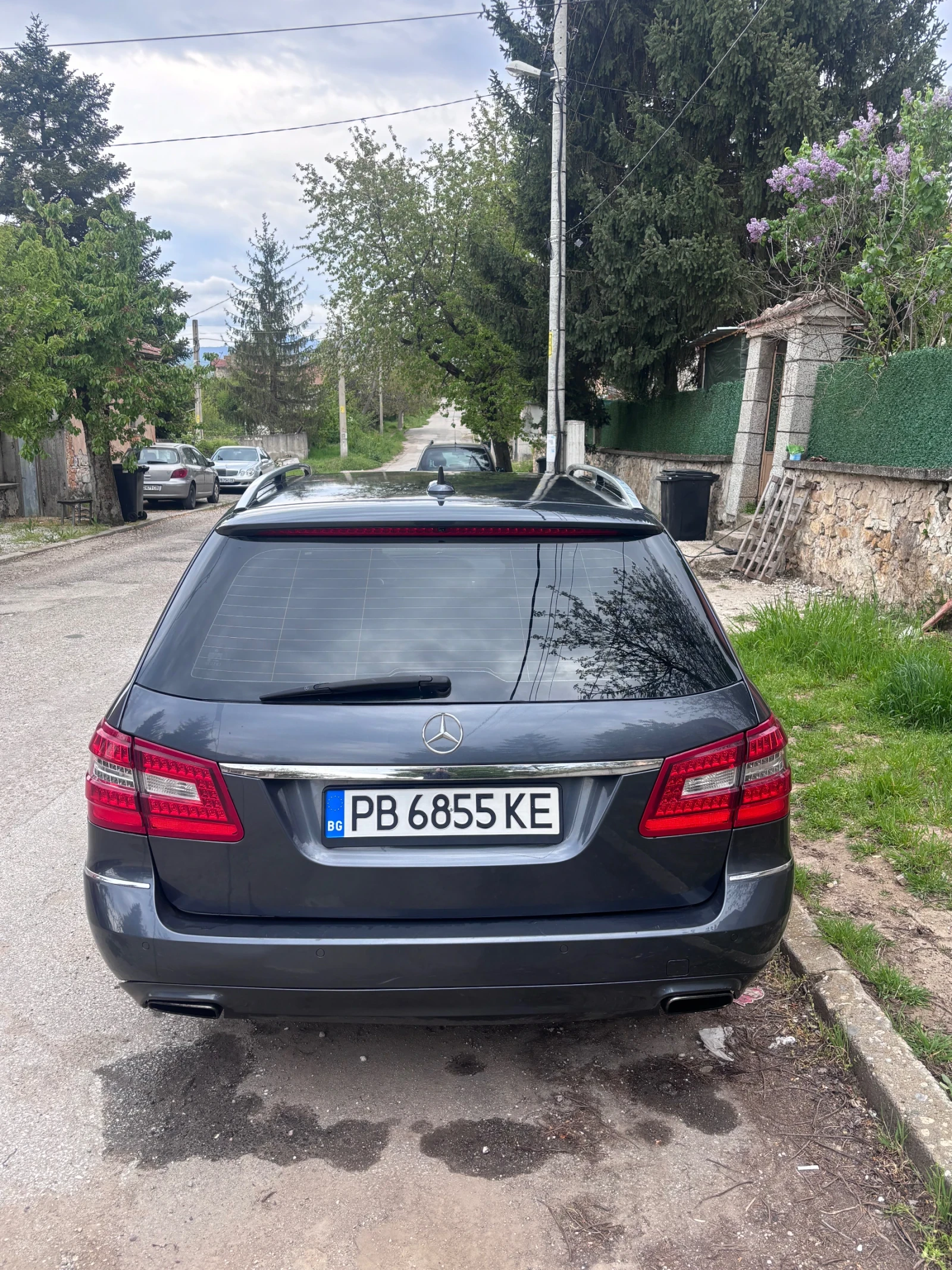 Mercedes-Benz E 200, снимка 7 - Автомобили и джипове - 54381399