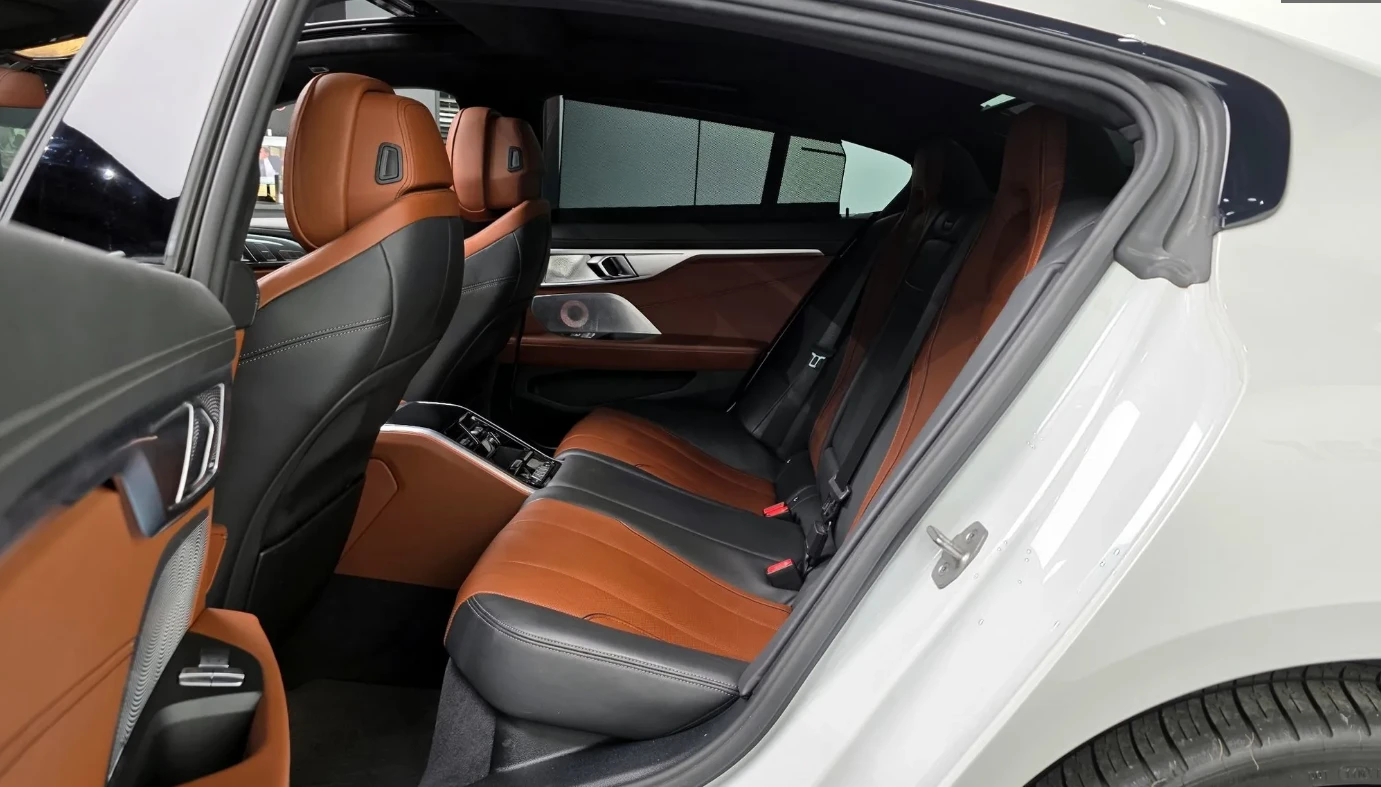 BMW 850 SHADOW LINE/ BOWERS AND WILKINS/360 КАМЕРИ/ TUNING, снимка 15 - Автомобили и джипове - 54383776