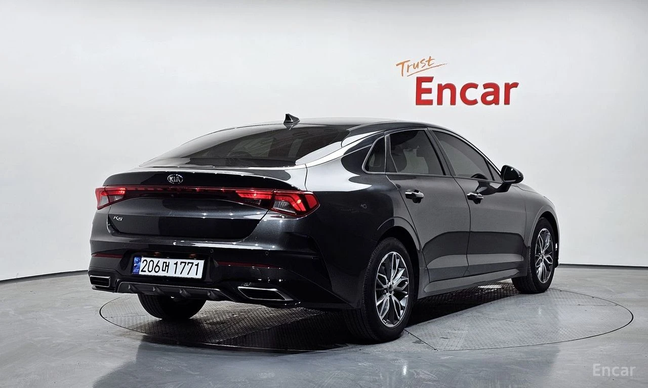 Kia K5 2.0* PRESTIGE* LANE-ASSIST* REAR-CAMERA* KEYLESS* , снимка 4 - Автомобили и джипове - 54508776