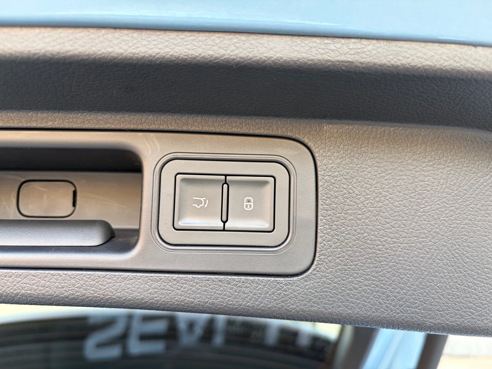 BYD Seal U 4х4 DM-i DESIGN PHEV 1.5 238KW НАЛИЧНА !!!, снимка 17 - Автомобили и джипове - 55251303