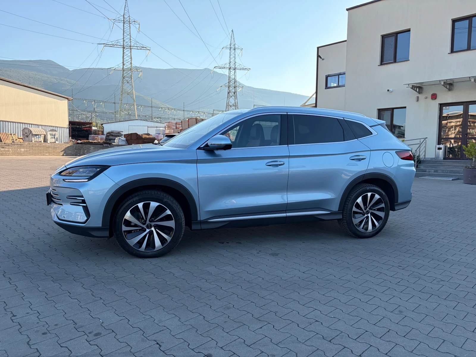 BYD Seal U 4х4 DM-i DESIGN PHEV 1.5 238KW НАЛИЧНА !!!, снимка 4 - Автомобили и джипове - 55251303