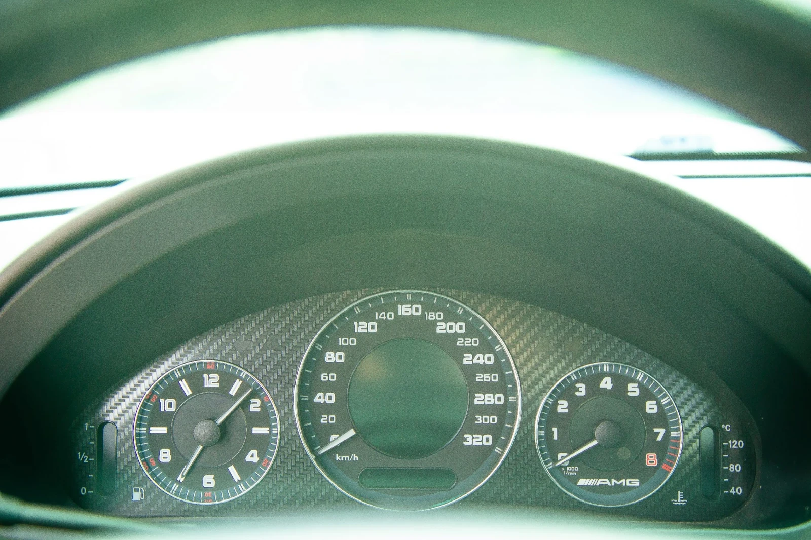Mercedes-Benz E 500, снимка 6 - Автомобили и джипове - 55975736