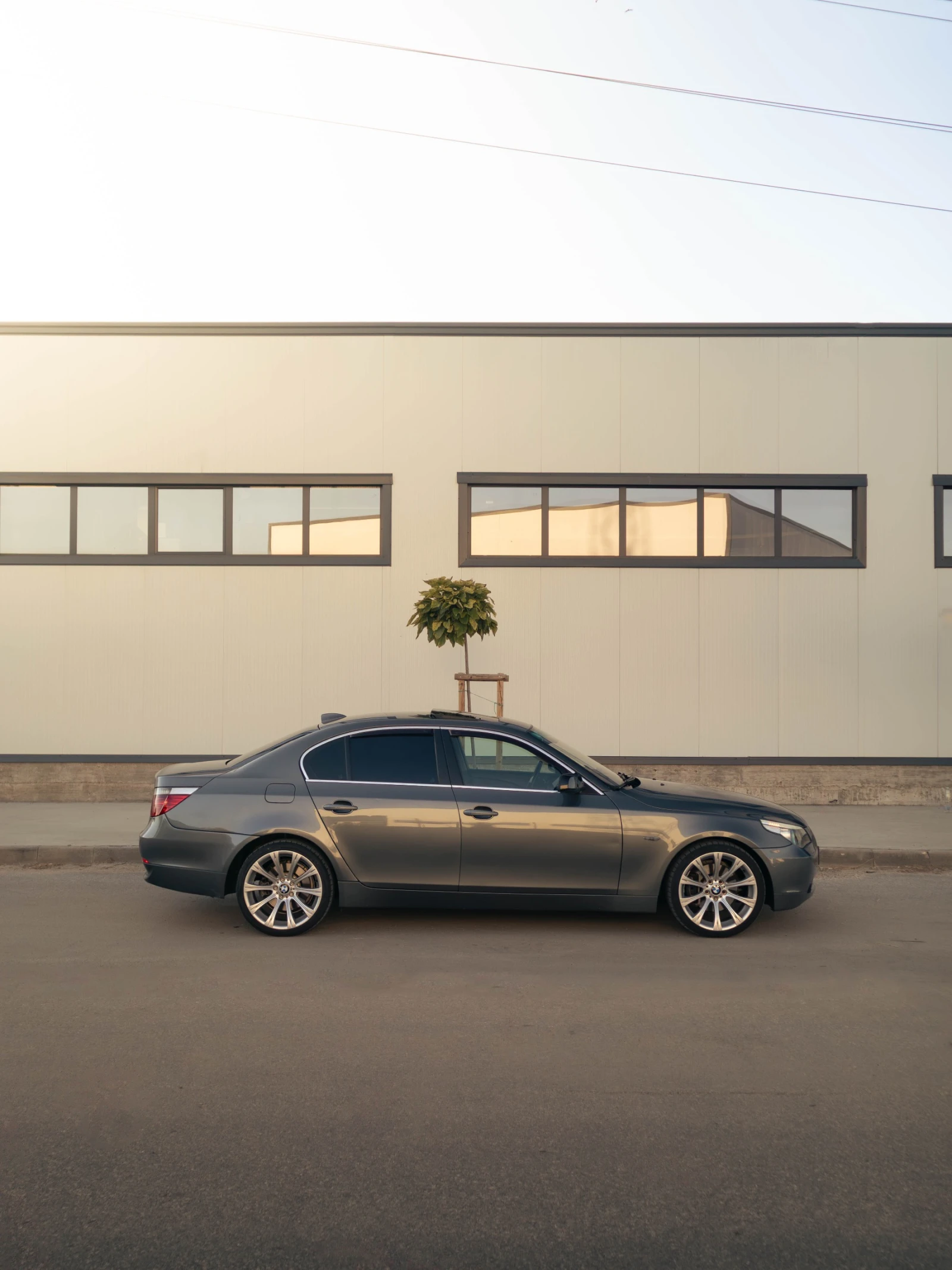 BMW 520 2.2, снимка 4 - Автомобили и джипове - 56023531