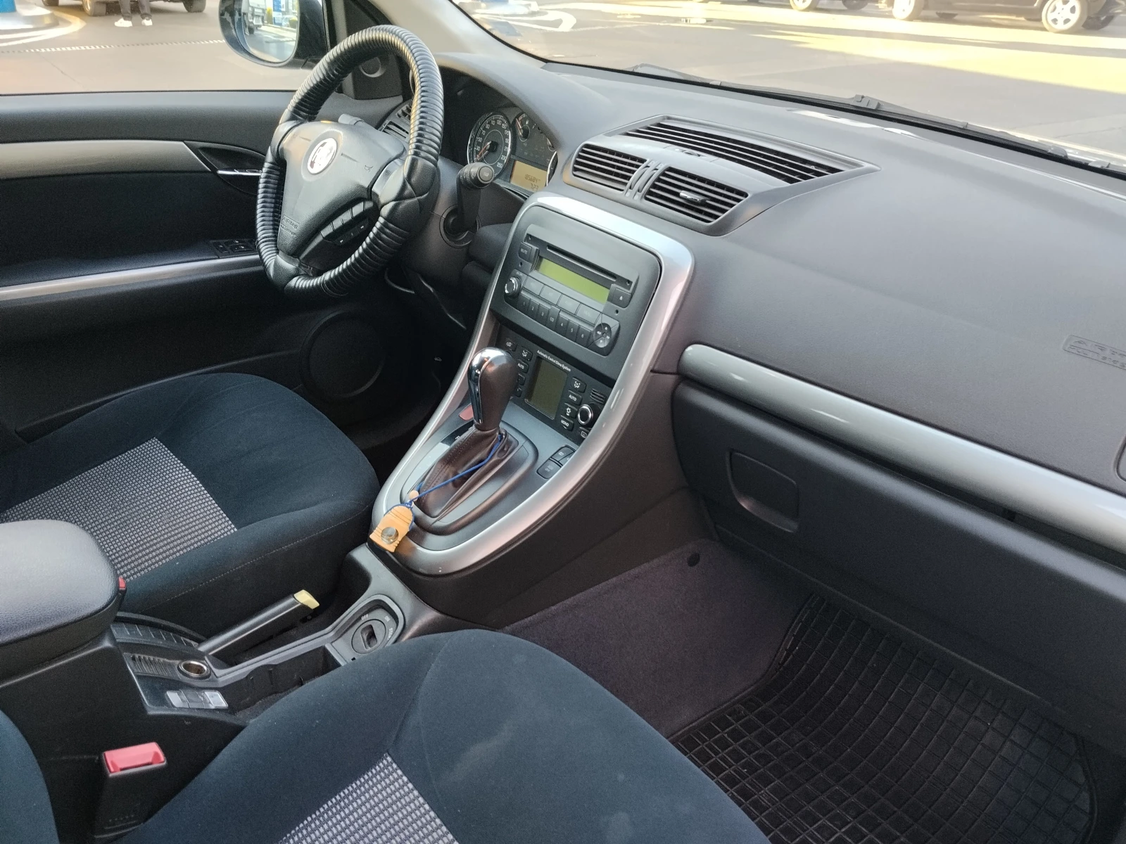 Fiat Croma 1.9 JTD, снимка 8 - Автомобили и джипове - 56192138