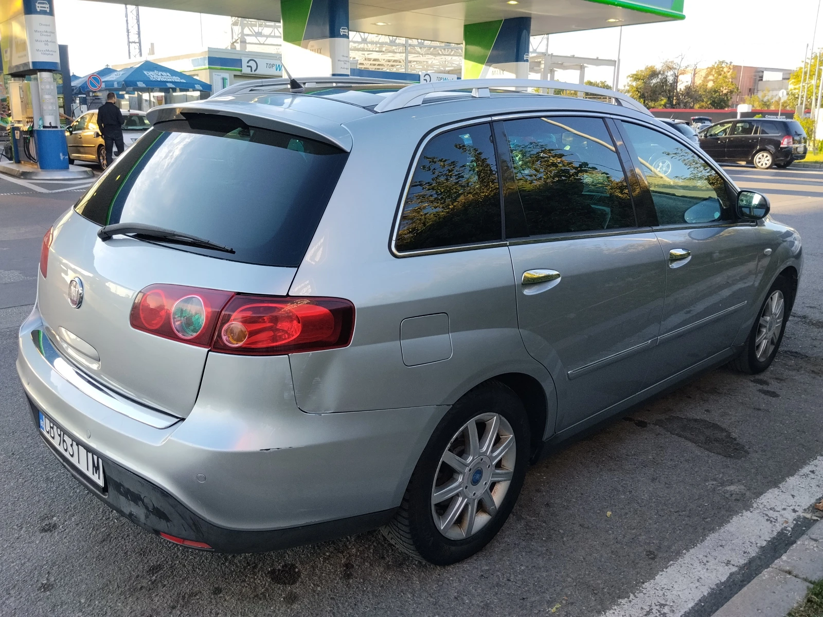 Fiat Croma 1.9 JTD, снимка 6 - Автомобили и джипове - 56192138