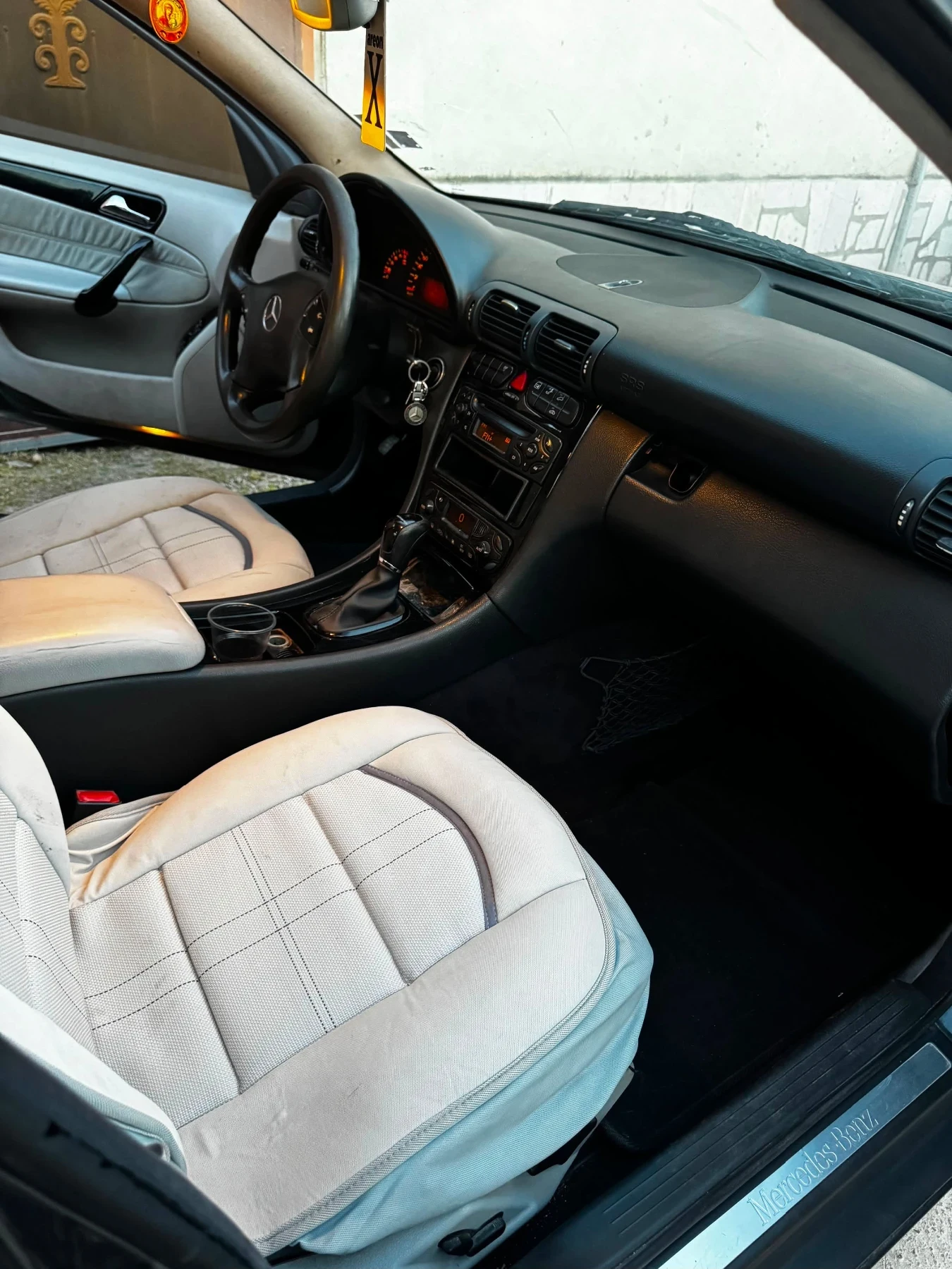Mercedes-Benz C 220, снимка 5 - Автомобили и джипове - 56548219