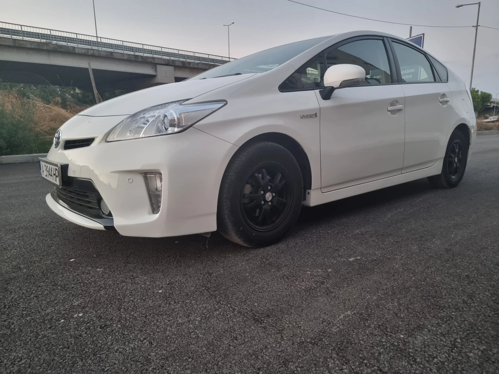 Toyota Prius 30