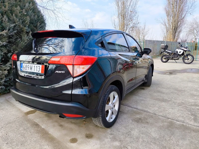 Honda Hr-v 1.8 i 4x4 Лизинг!, снимка 5 - Автомобили и джипове - 49273647