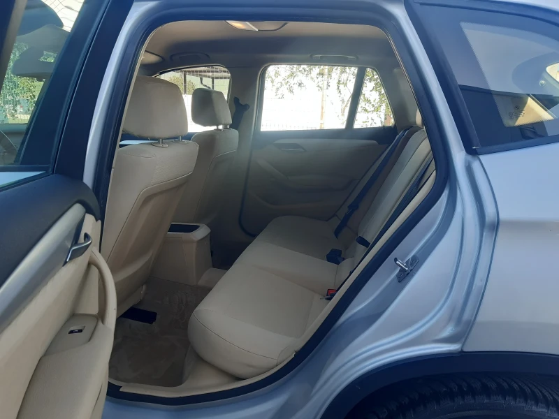 BMW X1 КАТО НОВ, снимка 14 - Автомобили и джипове - 50017331