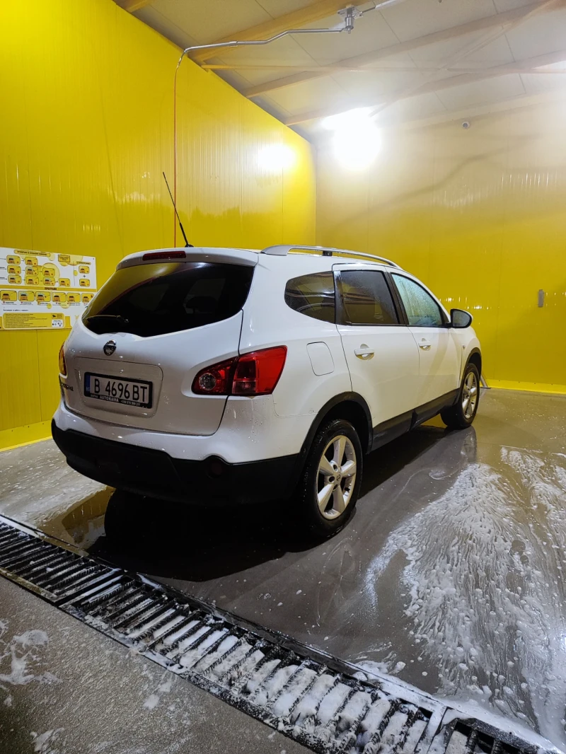 Nissan Qashqai 1.6i, снимка 7 - Автомобили и джипове - 52714814