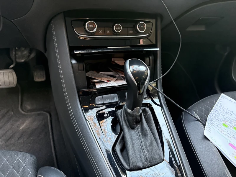 Opel Grandland X, снимка 8 - Автомобили и джипове - 52832817