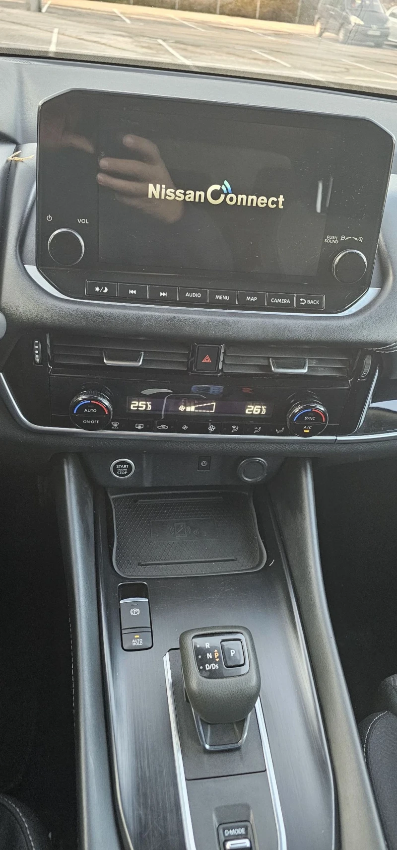 Nissan Qashqai 1.3 бензин Автомат 360 Холандия , снимка 11 - Автомобили и джипове - 52858329