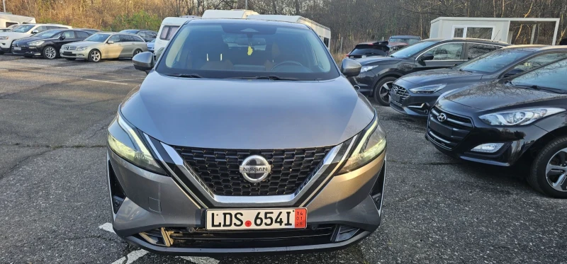 Nissan Qashqai 1.3 бензин Автомат 360 Холандия , снимка 7 - Автомобили и джипове - 52858329