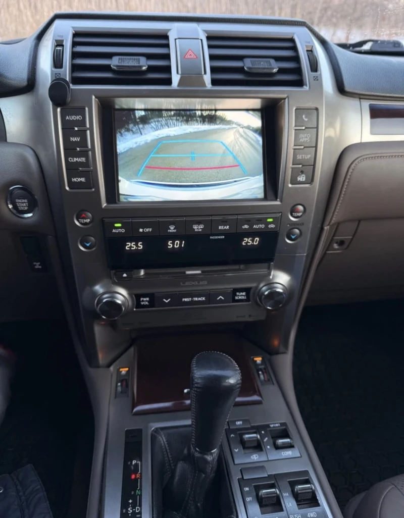 Lexus GX 460 PREMIUM * * CLEAN CARFAX * * АВТО КРЕДИТ * * , снимка 11 - Автомобили и джипове - 53262463