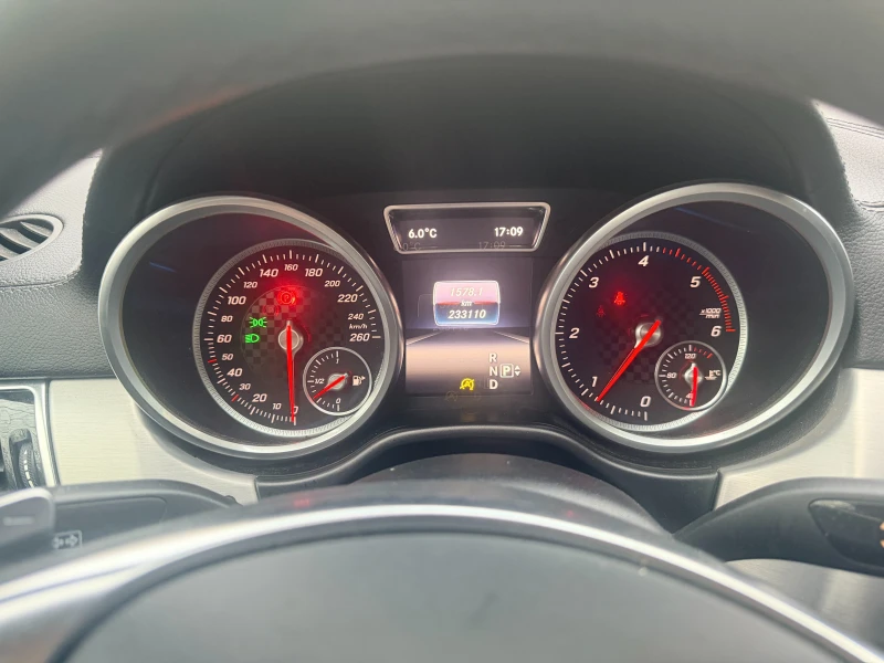 Mercedes-Benz GLE 350 AMG пакет| AIRMATIC| 2 комплекта гуми| Каско+ ГО+ , снимка 8 - Автомобили и джипове - 53385860