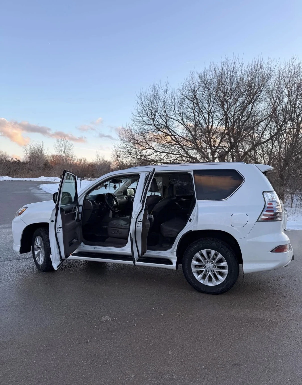 Lexus GX 460 PREMIUM * * CLEAN CARFAX * * АВТО КРЕДИТ * *  - изображение 5