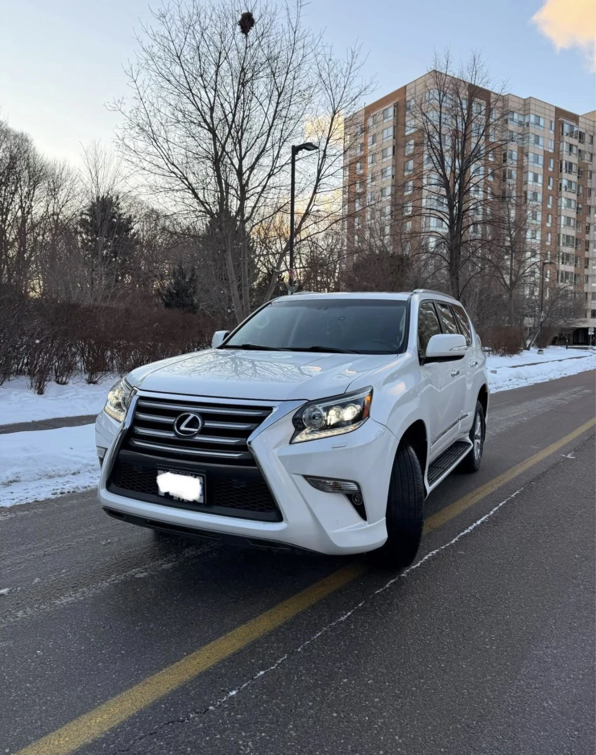 Lexus GX 460 PREMIUM * * CLEAN CARFAX * * АВТО КРЕДИТ * *  - изображение 3