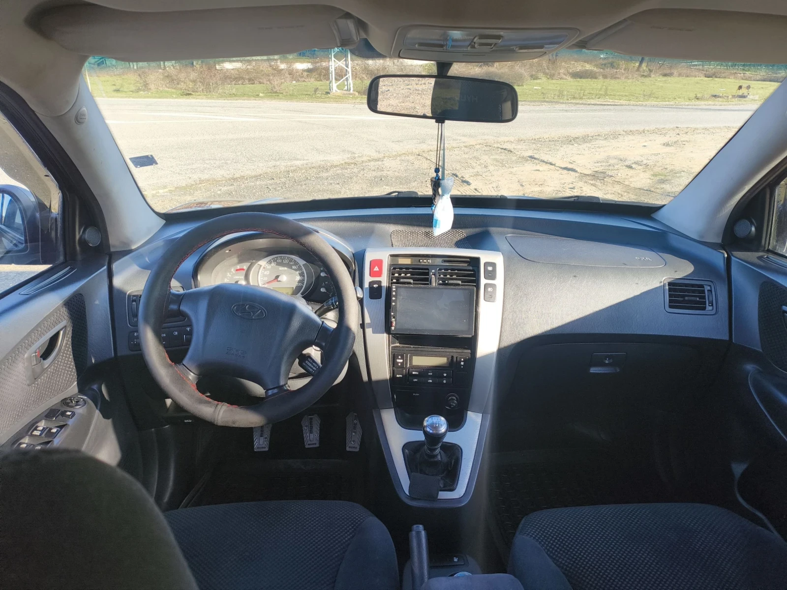 Hyundai Tucson 2.0 CRD?, снимка 5 - Автомобили и джипове - 53748041