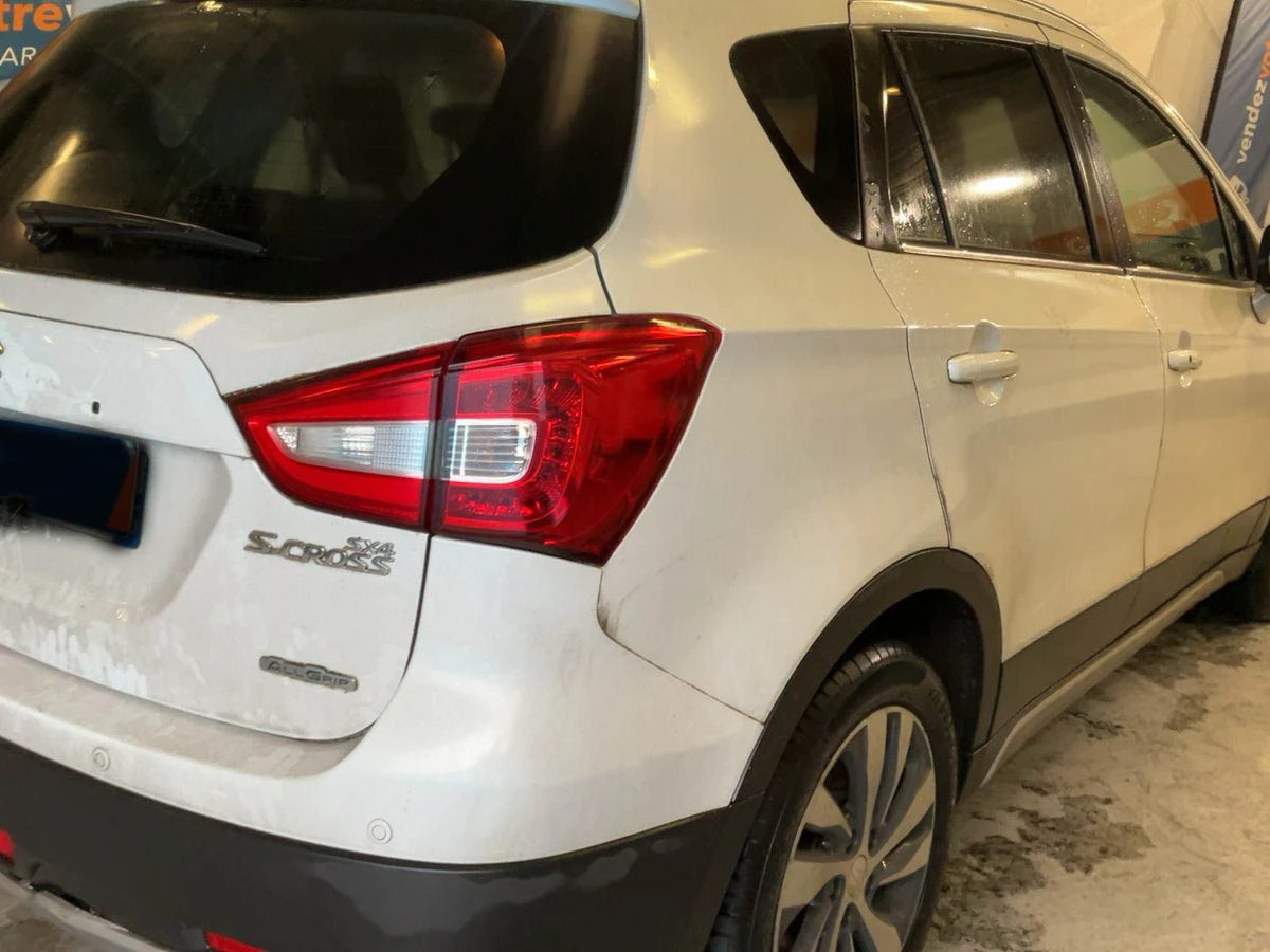 Suzuki SX4 S-Cross 1.4 бензин 4х4 FULL!!! TOP!!! Очакван внос! , снимка 6 - Автомобили и джипове - 54063260