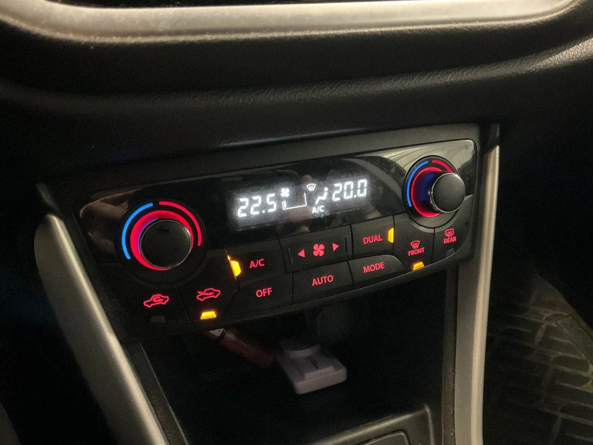 Suzuki SX4 S-Cross 1.4 бензин 4х4 FULL!!! TOP!!! Очакван внос! , снимка 13 - Автомобили и джипове - 54063260