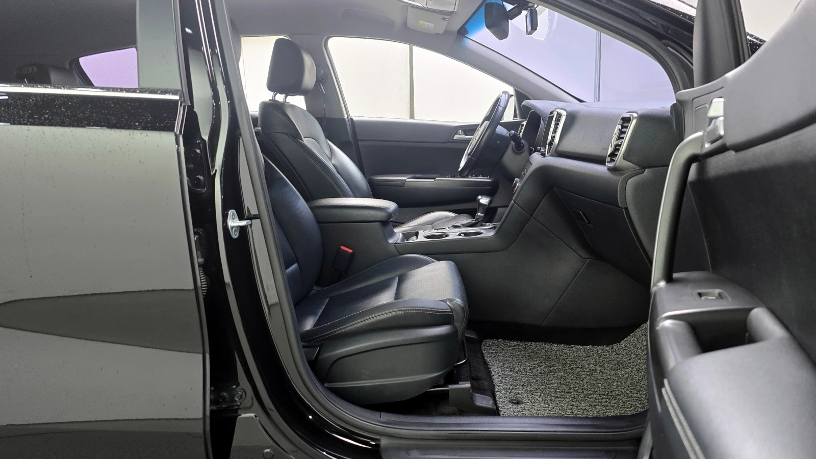 Kia Sportage 2.0 4WD NOBLESSE autogeorge.com , снимка 10 - Автомобили и джипове - 54135685