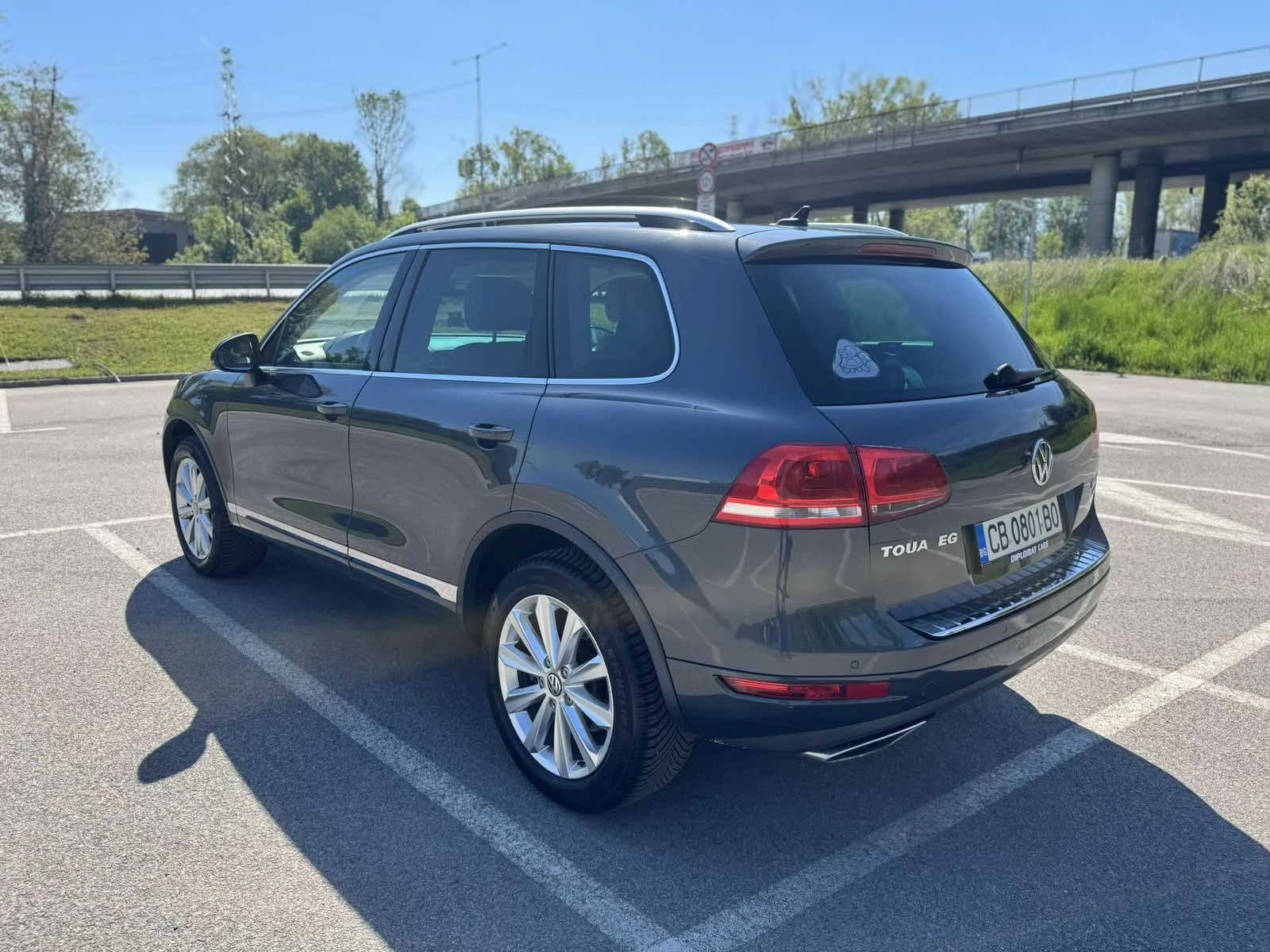 VW Touareg 3.0 TDI, снимка 4 - Автомобили и джипове - 54683461