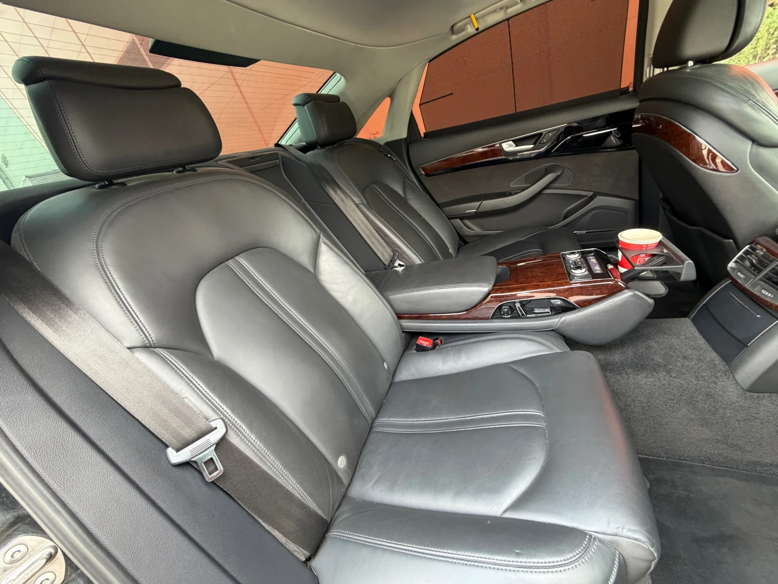 Audi A8 EXTRA* LONG* ОБСЛУЖЕН* ВС* ПЛАТЕНО, снимка 10 - Автомобили и джипове - 54997800
