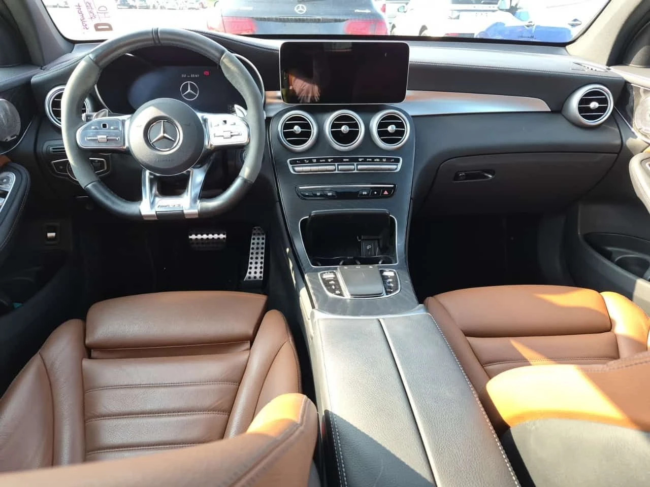 Mercedes-Benz GLC 43 AMG  DISTRONIC / 360 / 2 КЛЮЧА , снимка 10 - Автомобили и джипове - 55435133
