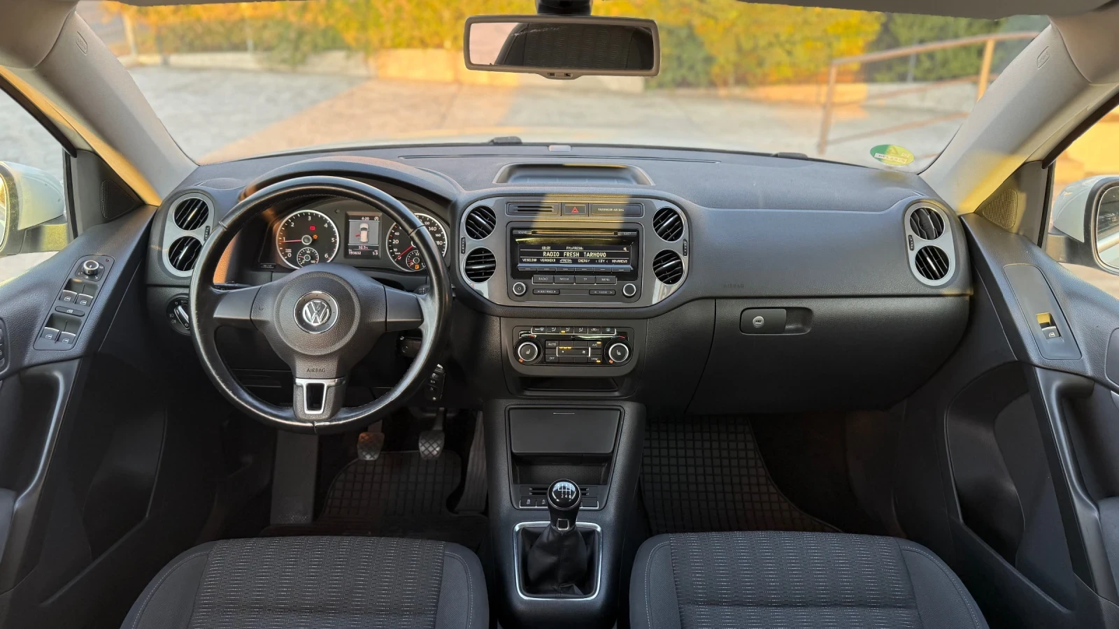 VW Tiguan 4-MOTION, снимка 10 - Автомобили и джипове - 55636882