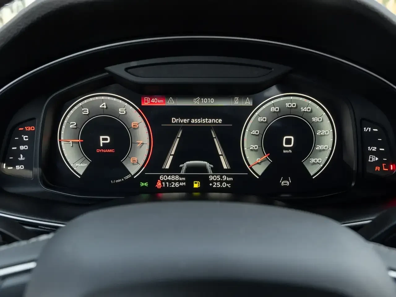 Audi Q8 БЕЗ УДАР* 360* ОБДУХ* ДИСТРОНИК* , снимка 9 - Автомобили и джипове - 55740524