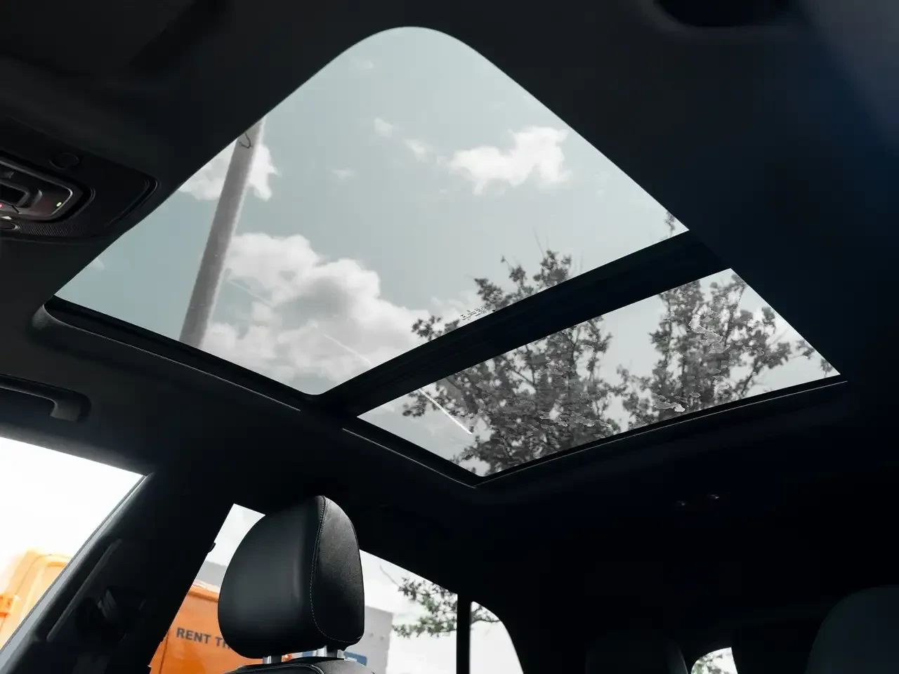 Audi Q8 БЕЗ УДАР* 360* ОБДУХ* ДИСТРОНИК* , снимка 11 - Автомобили и джипове - 55740524