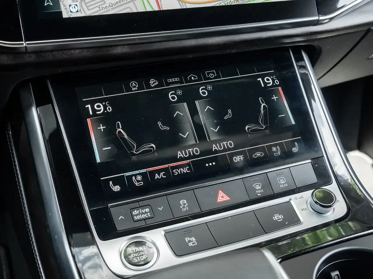Audi Q8 БЕЗ УДАР* 360* ОБДУХ* ДИСТРОНИК* , снимка 15 - Автомобили и джипове - 55740524