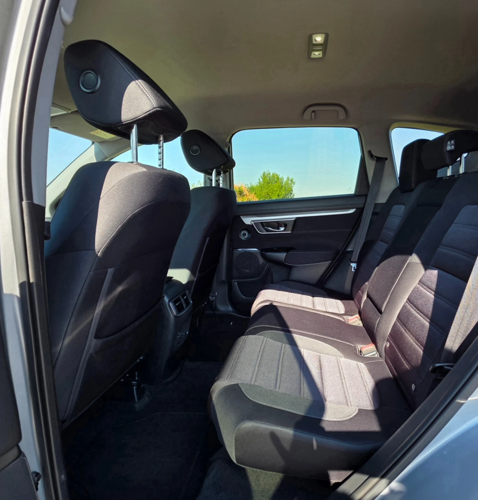 Honda Cr-v 2.0 HYBRID/LED/KAMERA/NAVI, снимка 9 - Автомобили и джипове - 55754905